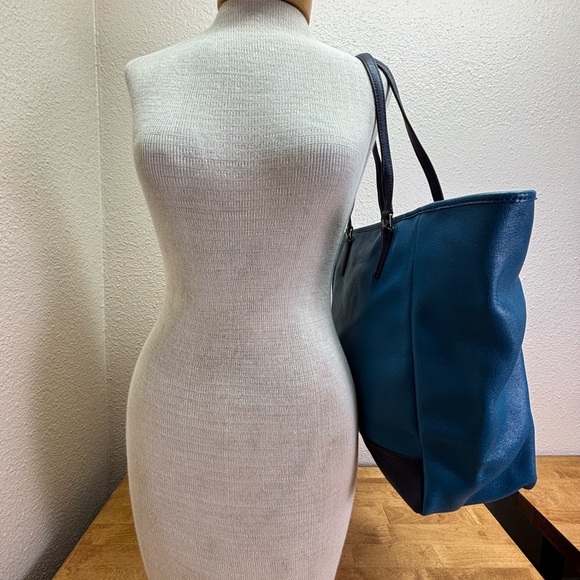 Coach Blue Saffiano Leather Colorblock North South Zip Top Tote 23891 - Picture 3 of 15